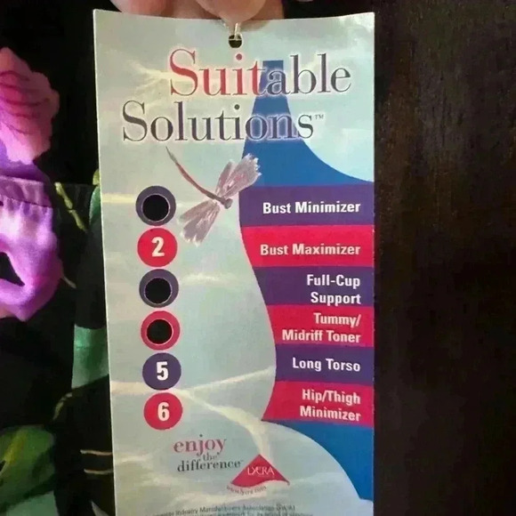 VINTAGE! He Mainstream Swimsuit Size 16 Black Pink Floral - Picture 6 of 10